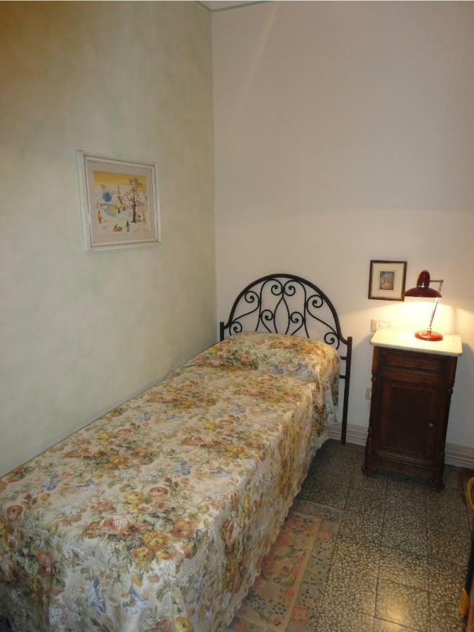 Casa Marinella Apartamento Chianni Exterior foto